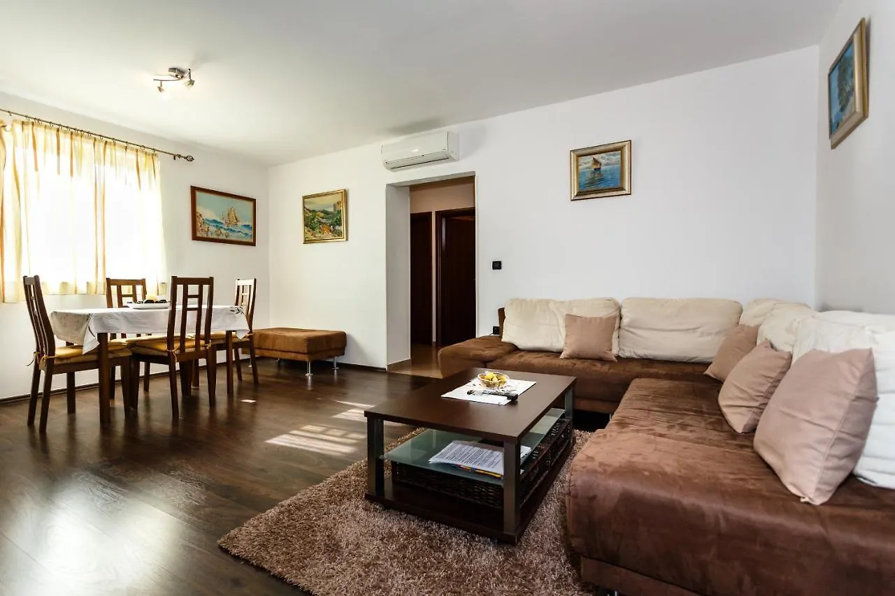 Premium Apartment Near Center And Beach With Parking Крк 0*,  Хорватия