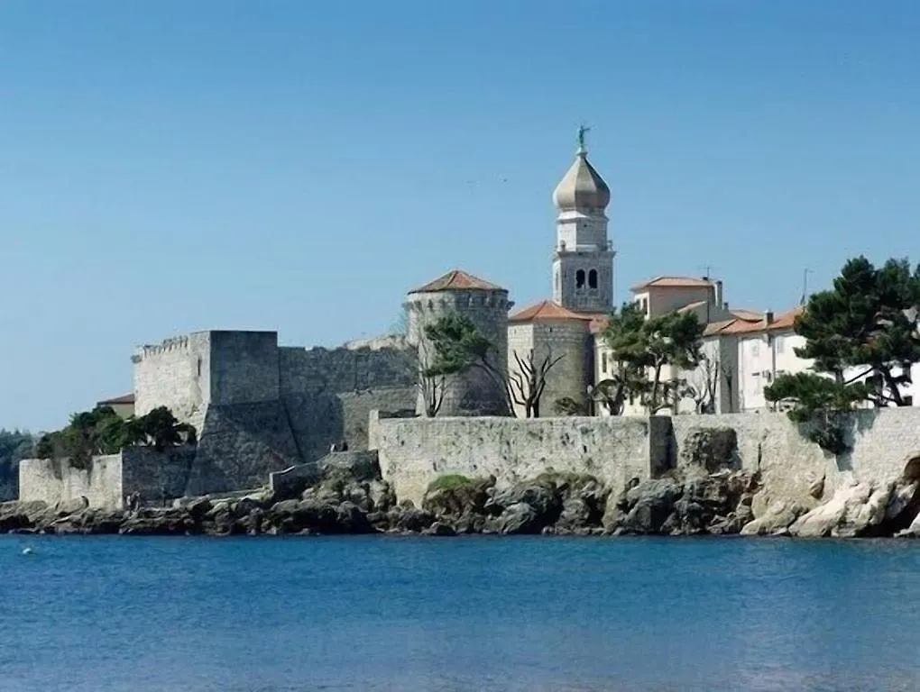 Premium Apartment Near Center And Beach With Parking Krk Town