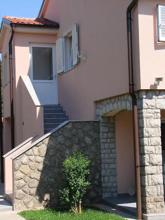 Premium Apartment Near Center And Beach With Parking Krk Town