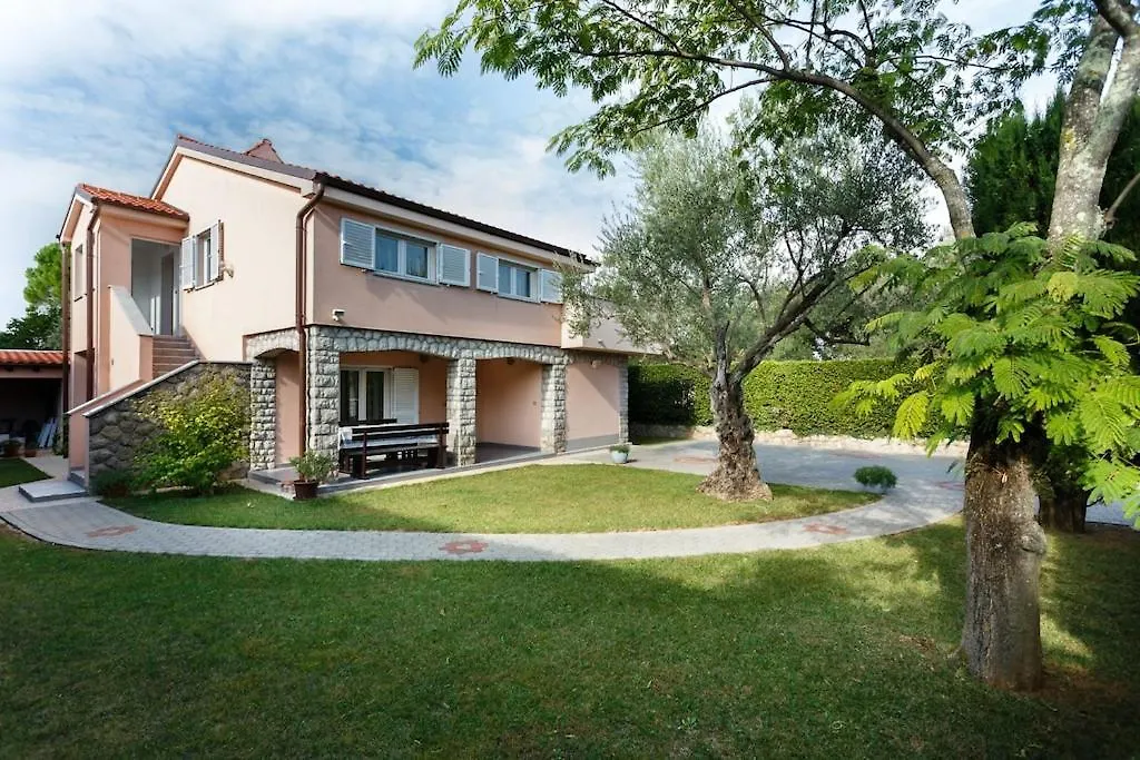 Premium Apartment Near Center And Beach With Parking Krk Town Croatia