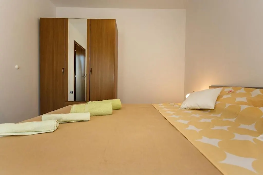 Premium Apartment Near Center And Beach With Parking Krk Town